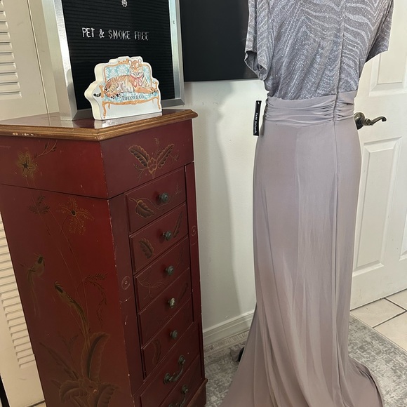 🆕R&M Richards Evening Gown - Picture 11 of 17